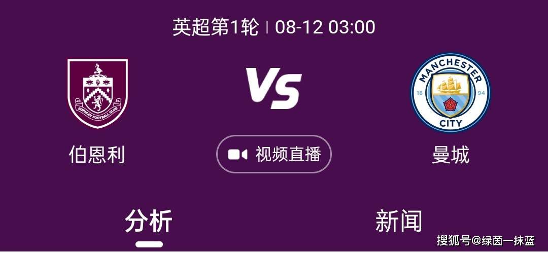 老牌影星迈克尔·道格拉斯与前妻凯瑟琳·泽塔-琼斯自去年离婚后，首度公开牵手亮相，在媒体面前大玩深情对视。